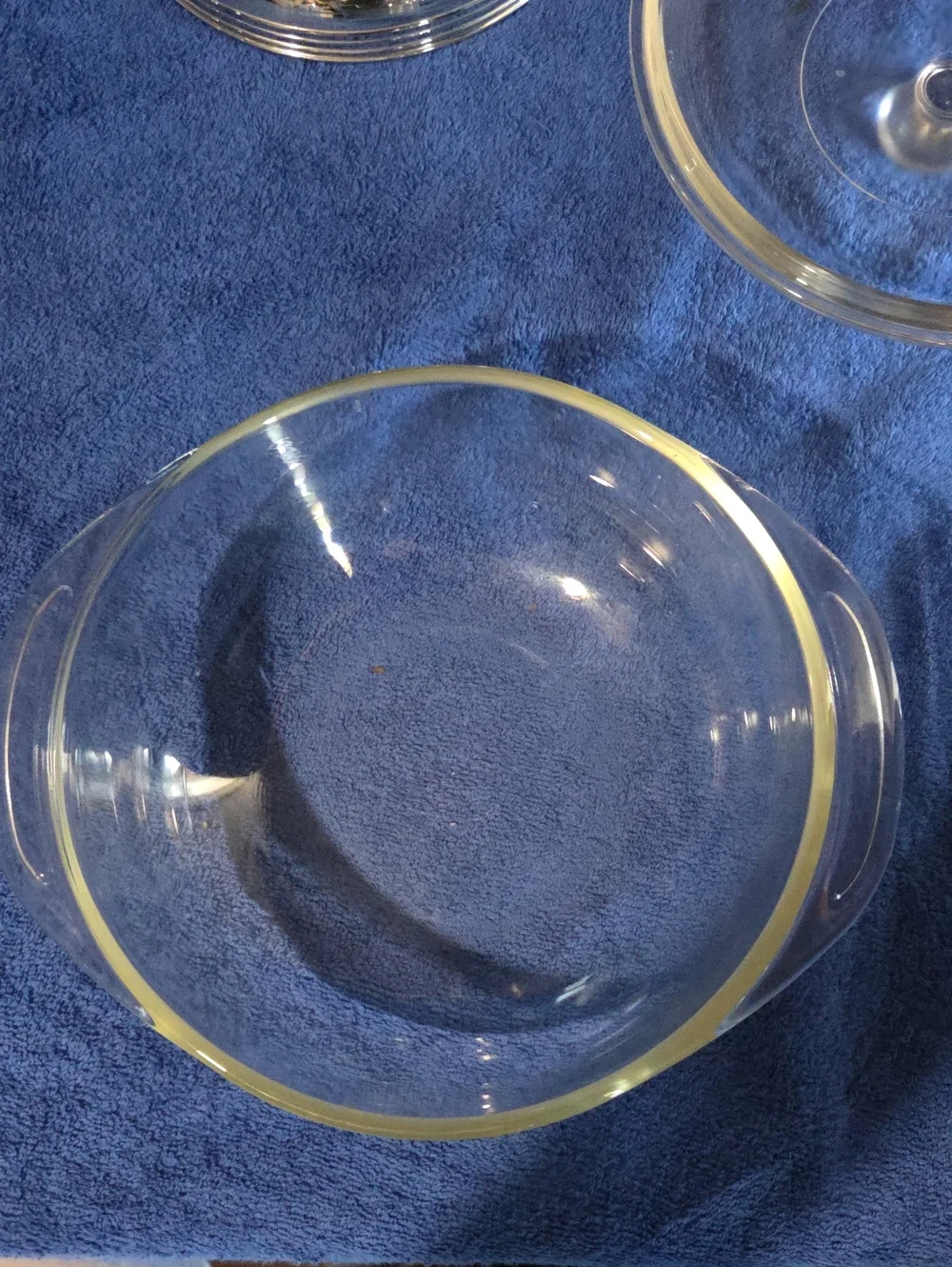Pyrex Casserole Dish And Trivet Stand